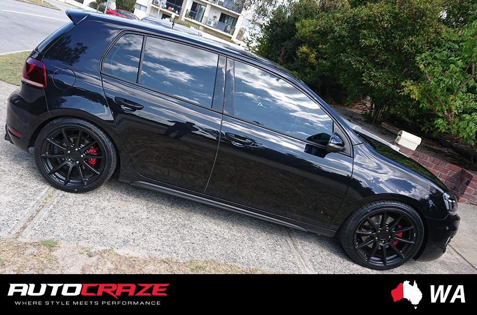 VOLKSWAGEN GOLF ESSEN SATIN BLACK